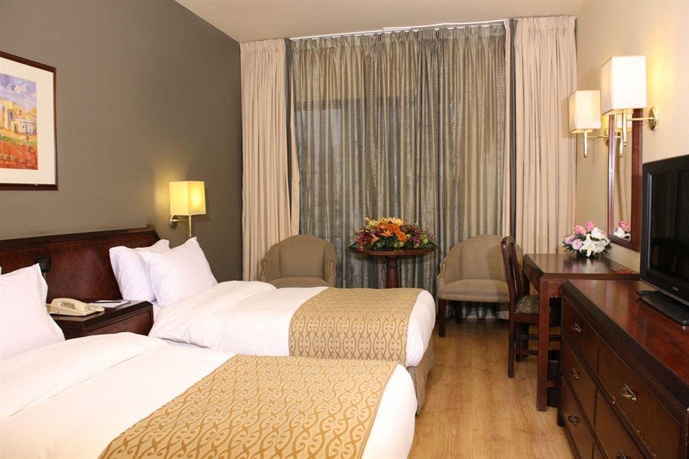 Le Commodore Hotel Beirut Eksteriør bilde