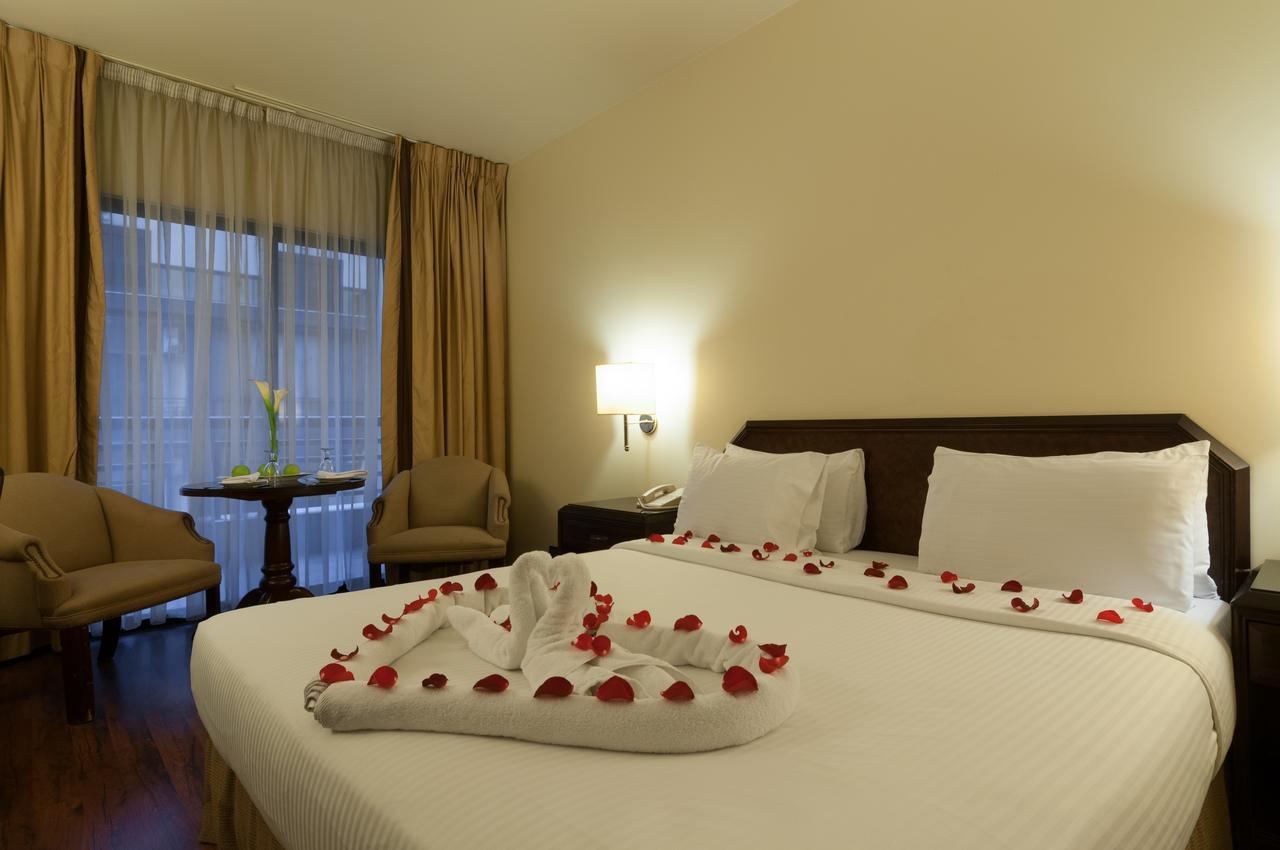 Le Commodore Hotel Beirut Eksteriør bilde