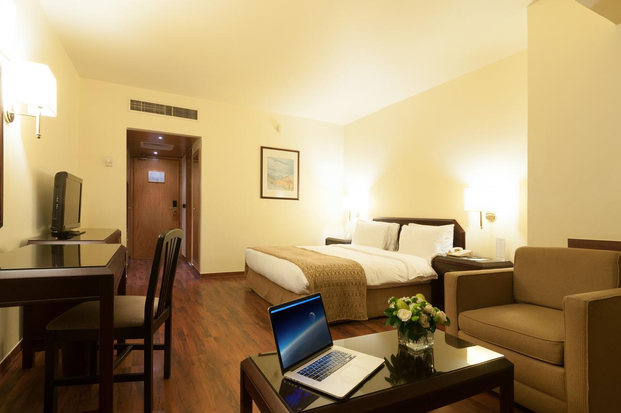 Le Commodore Hotel Beirut Eksteriør bilde