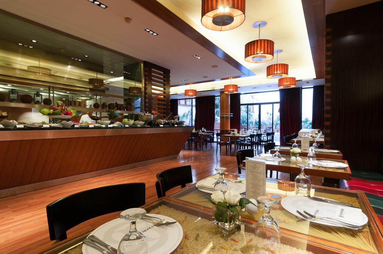 Le Commodore Hotel Beirut Eksteriør bilde