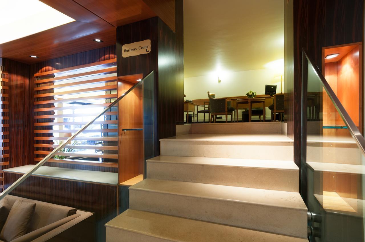Le Commodore Hotel Beirut Eksteriør bilde