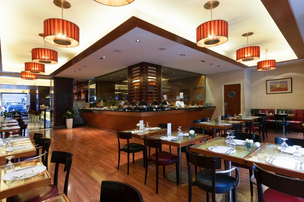 Le Commodore Hotel Beirut Eksteriør bilde
